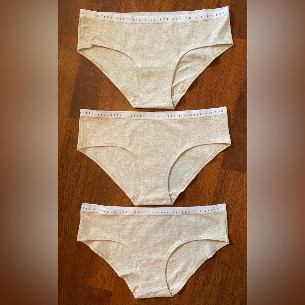 NWOT Victoria’s Secret beige cotton hipsters (set of 3) size Medium